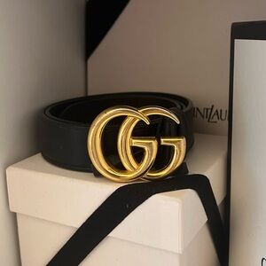 Gucci women’s GG Marmont Belt Size 65